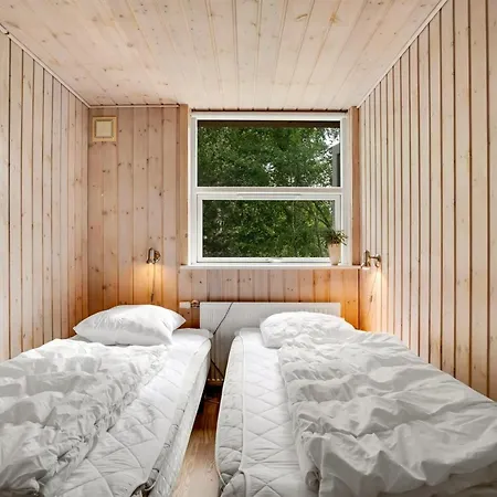 Сasa de vacaciones Uma - From The Sea By Interhome *